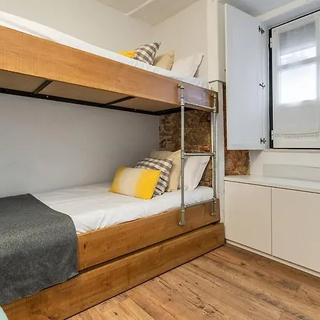 Alfama - Two Bedroom With River View Apartment Lisbon
