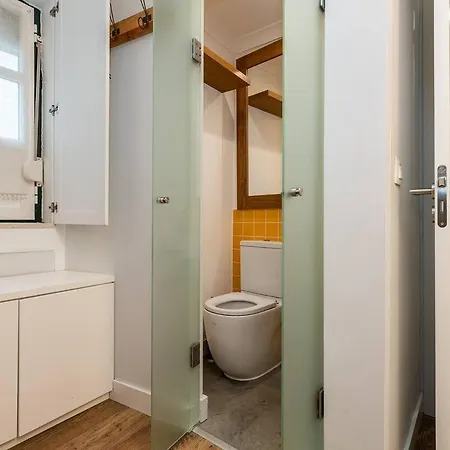 Apartment Alfama - Two Bedroom With River View Lisbon