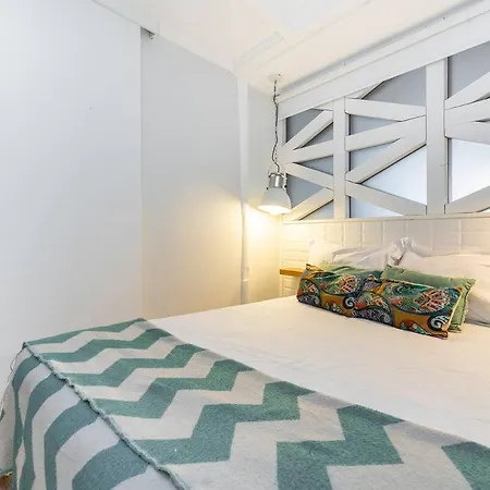 Apartment Alfama - Two Bedroom With River View *