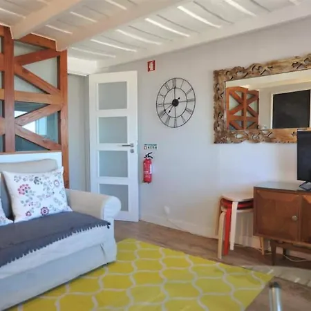 Apartment Alfama - Two Bedroom With River View